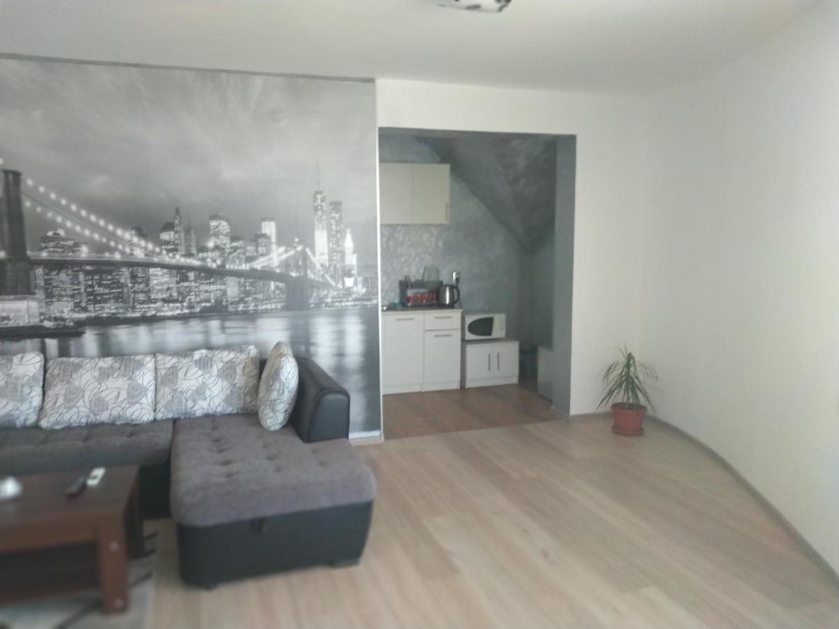 Семеен Хотел Дани Assenowgrad Exterior foto