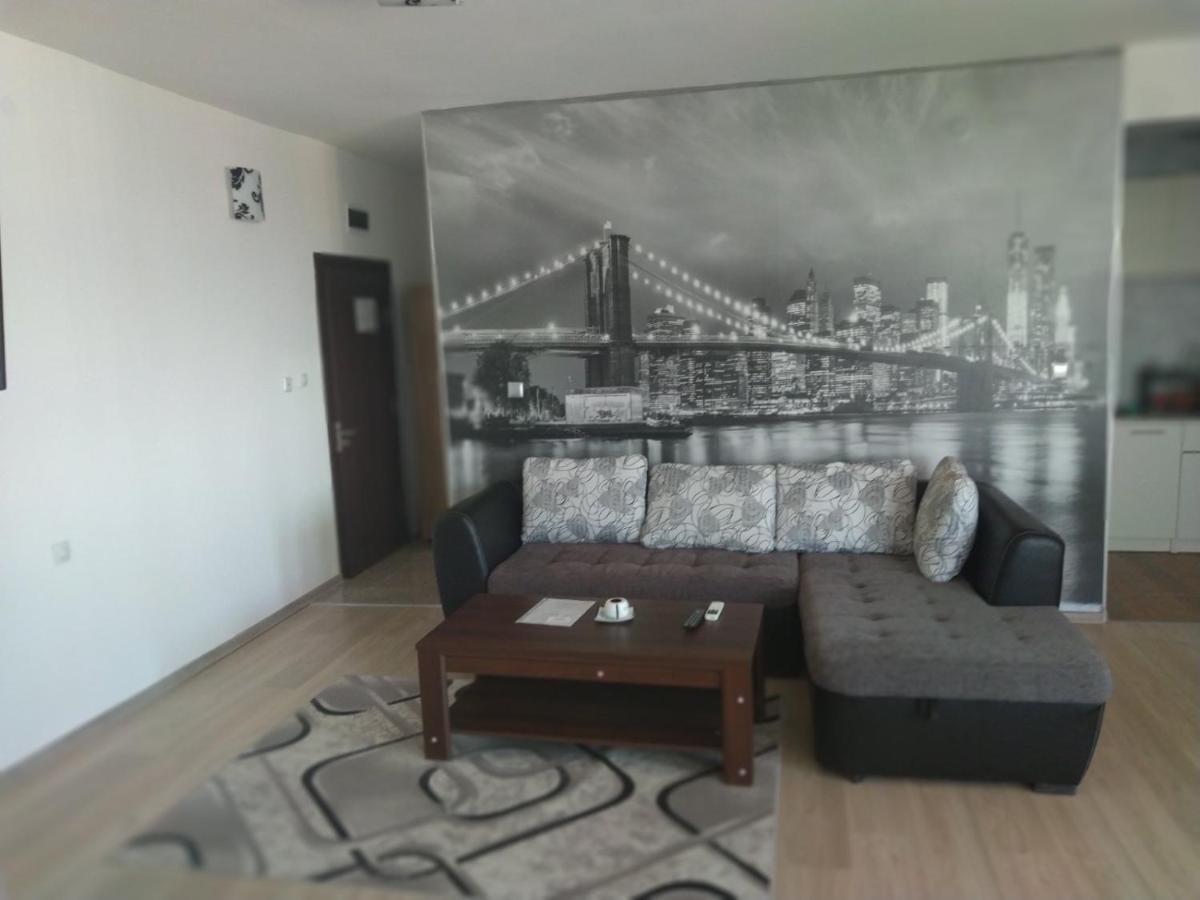 Семеен Хотел Дани Assenowgrad Exterior foto