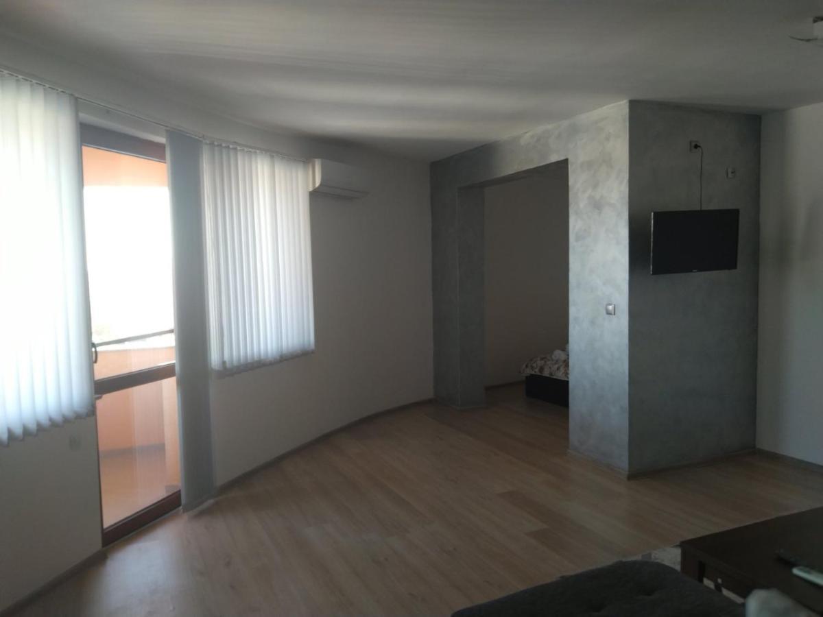 Семеен Хотел Дани Assenowgrad Exterior foto